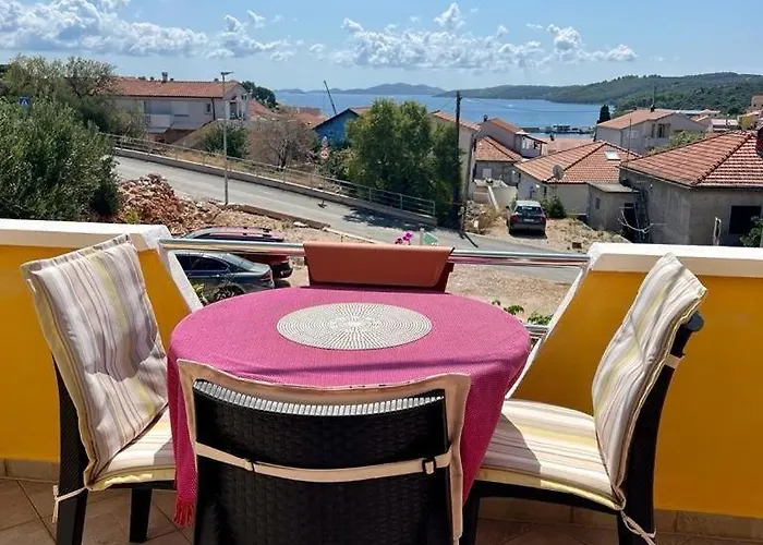 By The Sea Sali, Dugi Otok - 8110 Apartment *