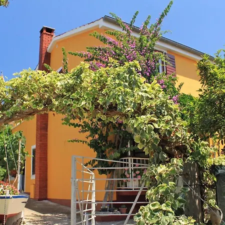 Apartment By The Sea Sali, Dugi Otok - 8110 *